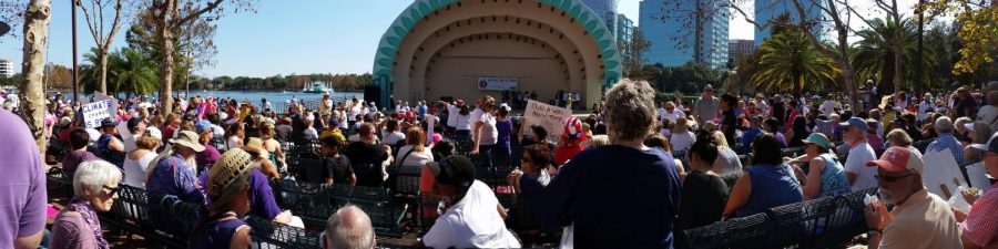 A panoramic view of an Orlando Womens March. Photo by Ismode Lorjuste.