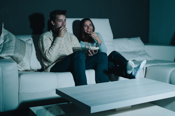 Tips to Throw the Best Movie Night Ever